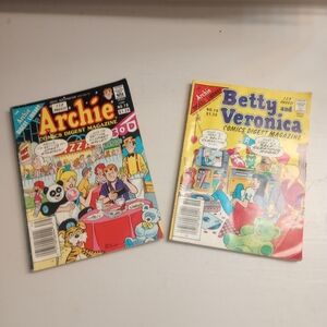 Archie And Betty & Veronica Vintage '80's Bundle Of Two Mini Comic Books